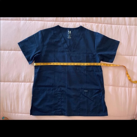 DAGACCI SCRUB TOP SMALL NAVY NWOT - Picture 5 of 12